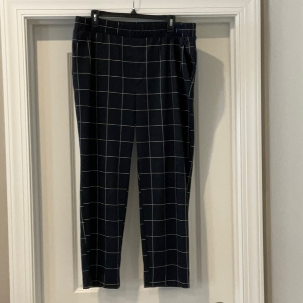 Pull on pants